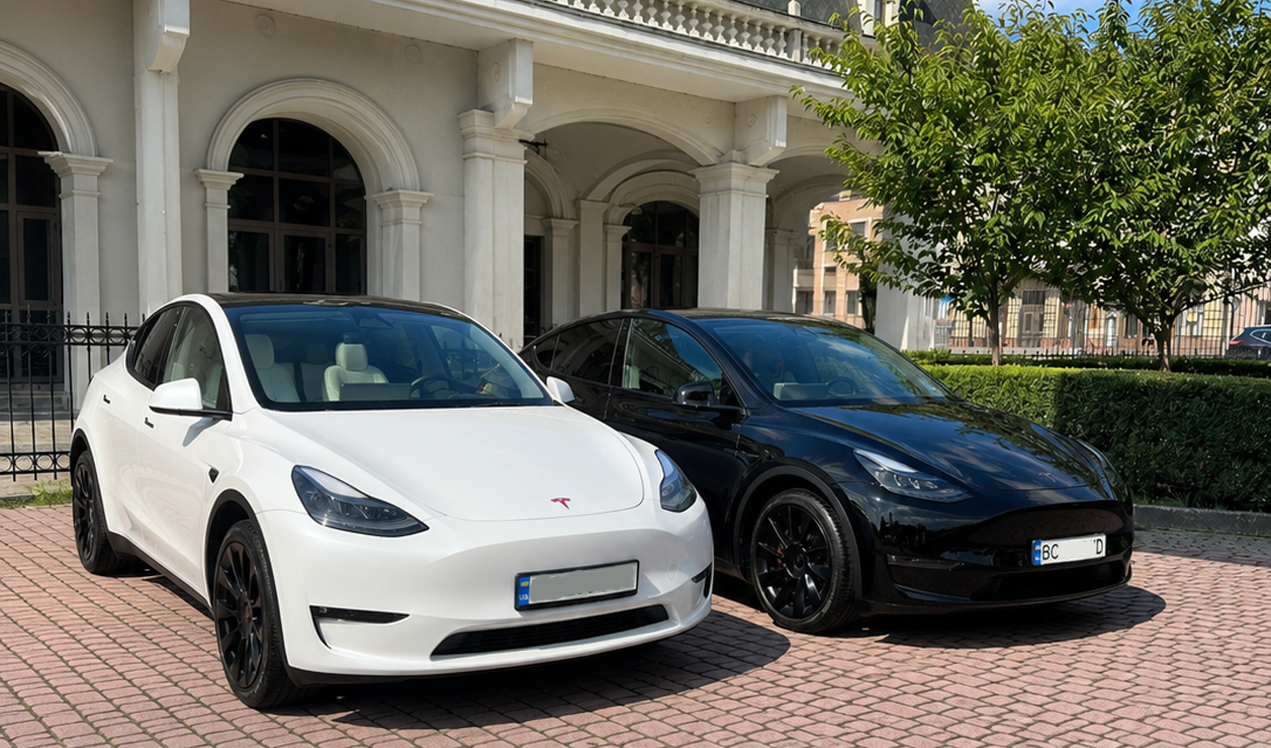 Весільні кросовери у Львові | Tesla Model Y